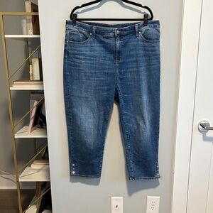 Chico's ‘So Slimming’ Girlfriend Slim Leg Crop Women’s Jeans